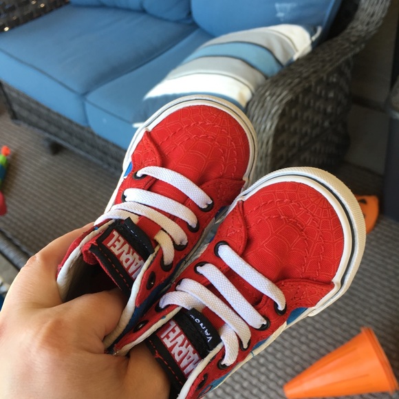 Spider-Man vans - Picture 2 of 6